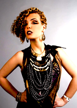 Immagine HAIRFASHION ANTONIO CALVO ESTILISTAS 968-04.jpg