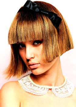 Immagine HAIRFASHION LAURA MANAIRA, LAETITIA IMMORDINO - ERIC ZEMMOUR A247-03.jpg
