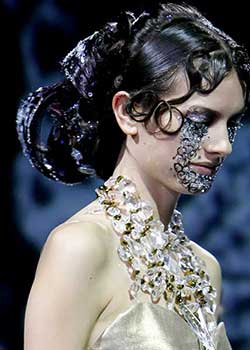 Immagine HAIRFASHION HAUTE COIFFURE FRANCAISE A839f-01.jpg