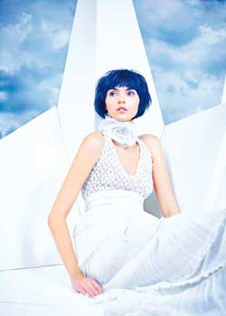 Immagine HAIRFASHION LUIGI MARTINI AND INTERNATIONAL CREATIVE TEAM B185-01.jpg