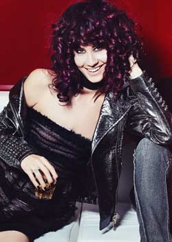 Immagine HAIRFASHION LUIGI MARTINI AND INTERNATIONAL CREATIVE TEAM B298-06.jpg